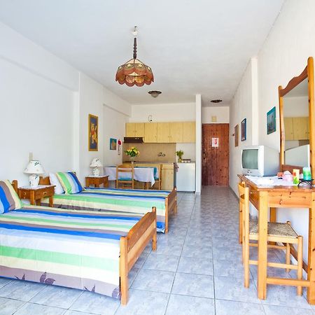 Villa Zoi Thronion Bagian luar foto