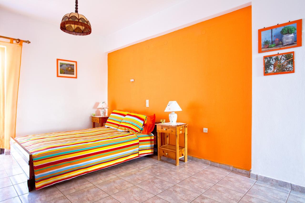Villa Zoi Thronion Bagian luar foto