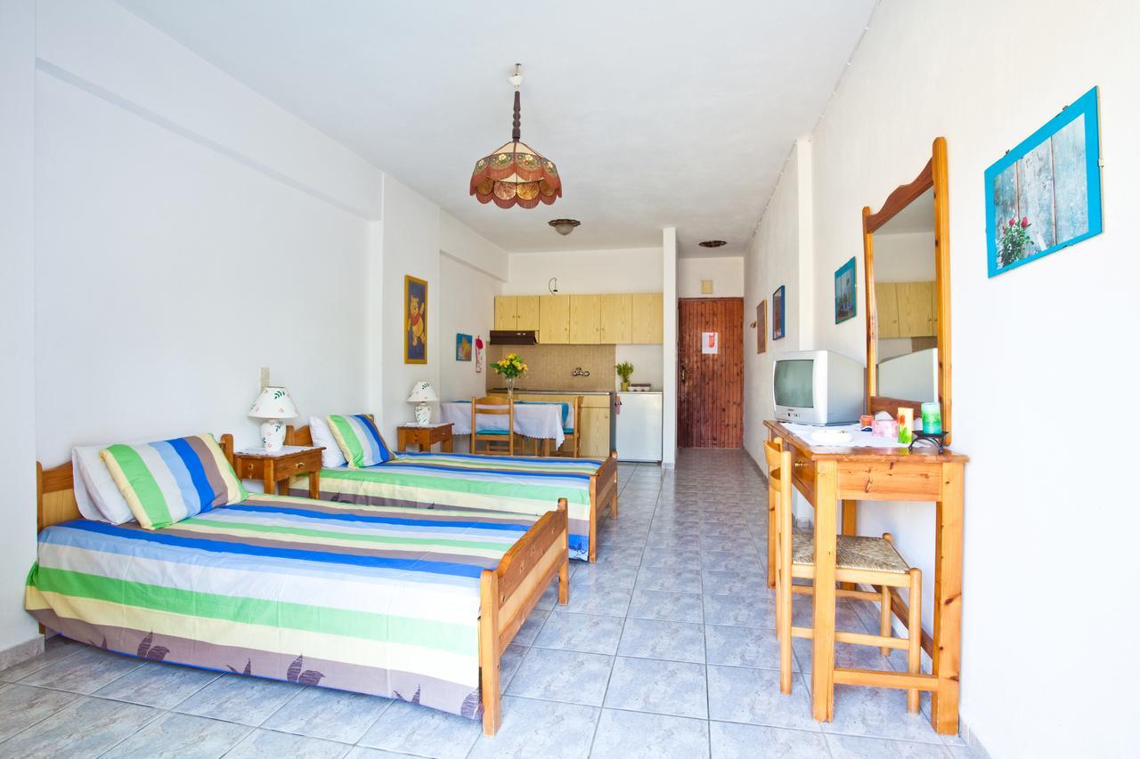 Villa Zoi Thronion Bagian luar foto